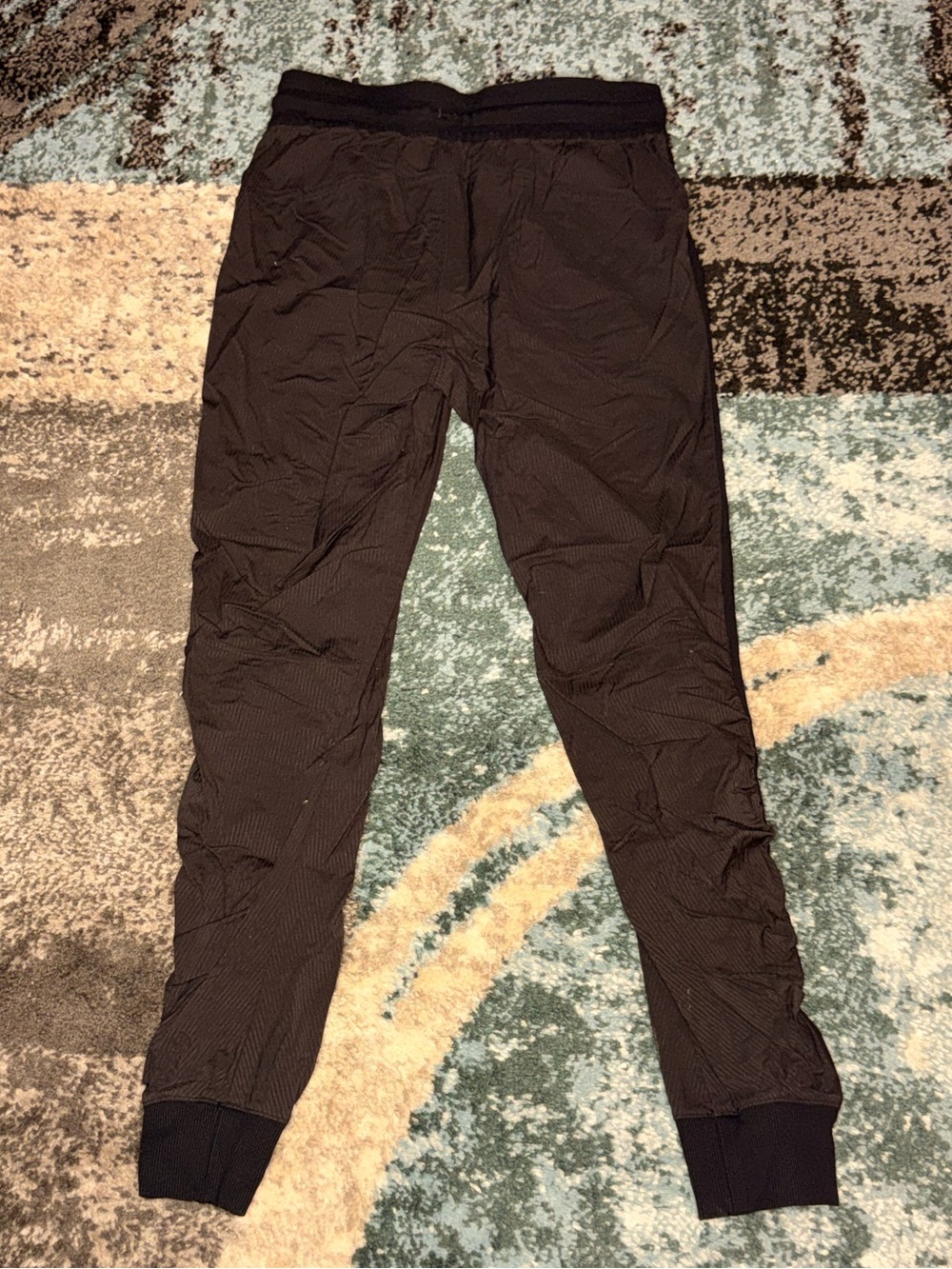 Lululemon joggers - Picture 2 of 3